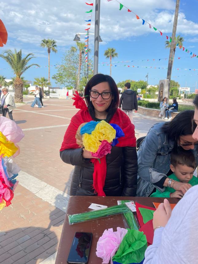 Vasto Marina "presa d'assalto" da cittadini e turisti nel lungo weekend di primavera 