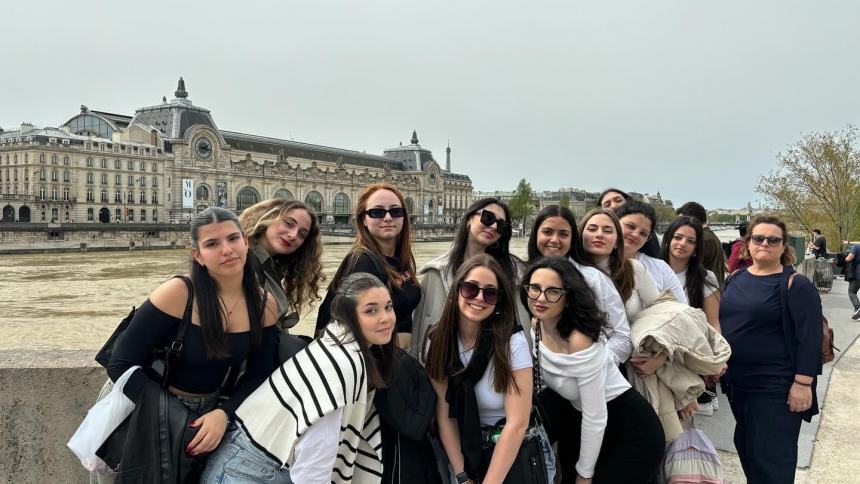 Erasmus in Francia: viaggio a Parigi per le ragazze del Palizzi