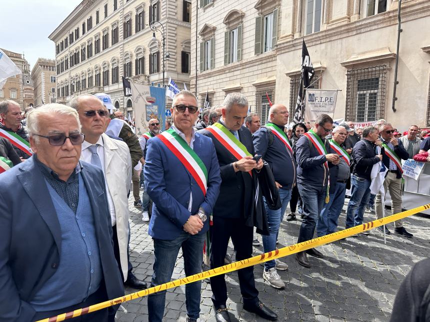 Comune di Termoli con Balice e Sabella sostiene a Roma la protesta dei balneari