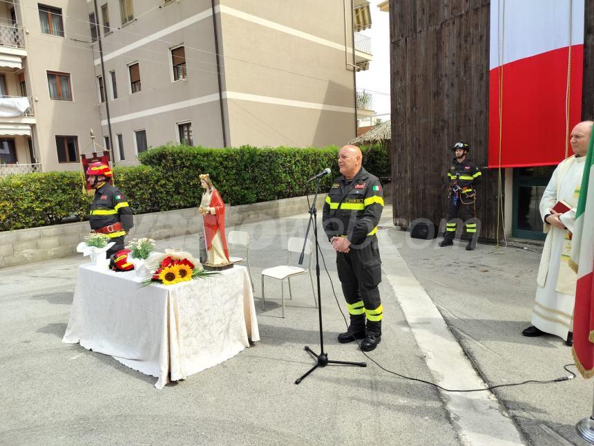 La statua di Santa Barbara ai vigili del fuoco di Vasto: “Pilastri anche nel settore marittimo”