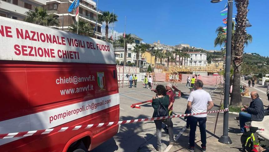 Vasto Marina "presa d'assalto" da cittadini e turisti nel lungo weekend di primavera 