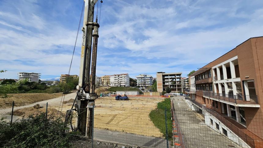  Lavori in corso per la nuova palestra scolastica dell'istituto De Giorgio di Lanciano 