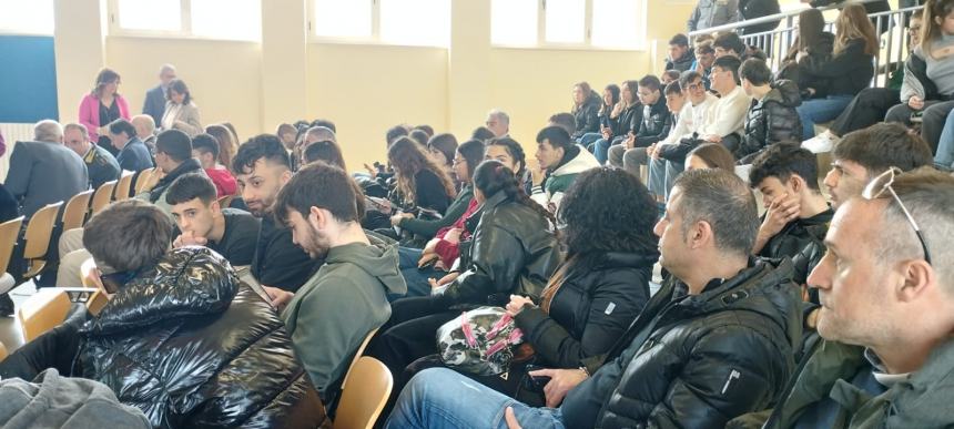 Lezione di legalità agli studenti in materia di economia e finanza