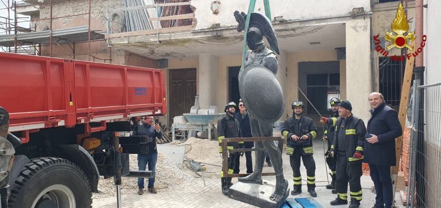 Recuperata la statua secolare del Guerriero Sannita, un simbolo del Molise