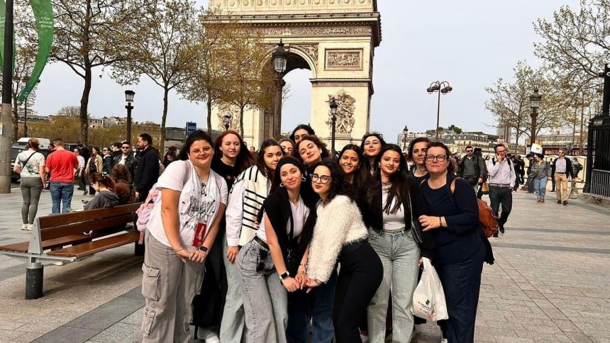 Erasmus in Francia: viaggio a Parigi per le ragazze del Palizzi