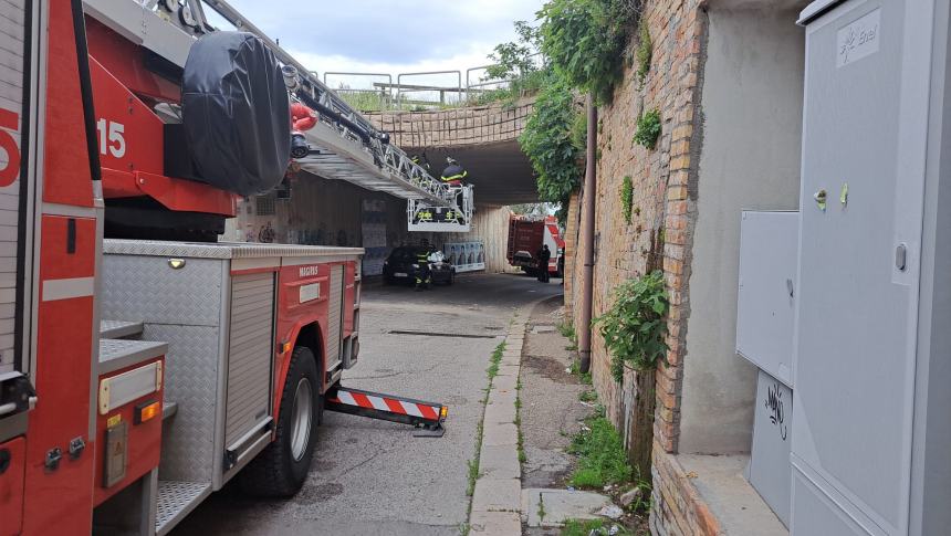 Intervento di messa in sicurezza in via Oliviero (Pozzo Dolce)