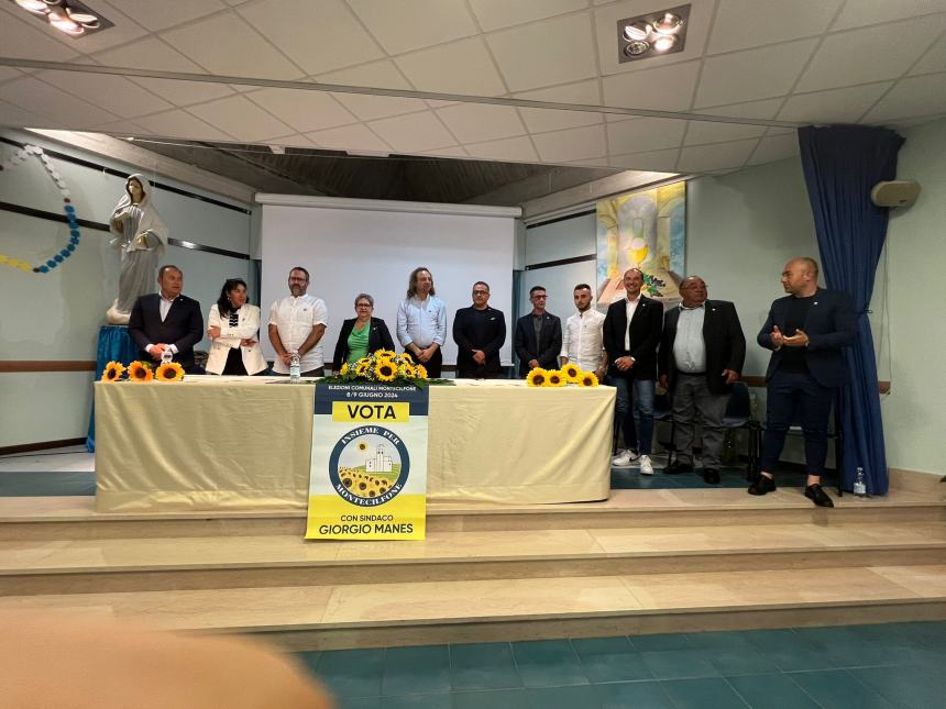 Il sindaco uscente Giorgio Manes presenta la sua lista "Insieme per Montecilfone"