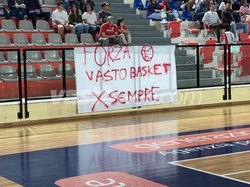 La Vasto Basket mette un piede in finale: Campli dominata al PalaBcc