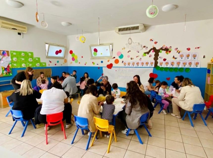 A Vasto  tra l’arte e il mare i bimbi della scuola d’infanzia celebrano la festa della mamma 