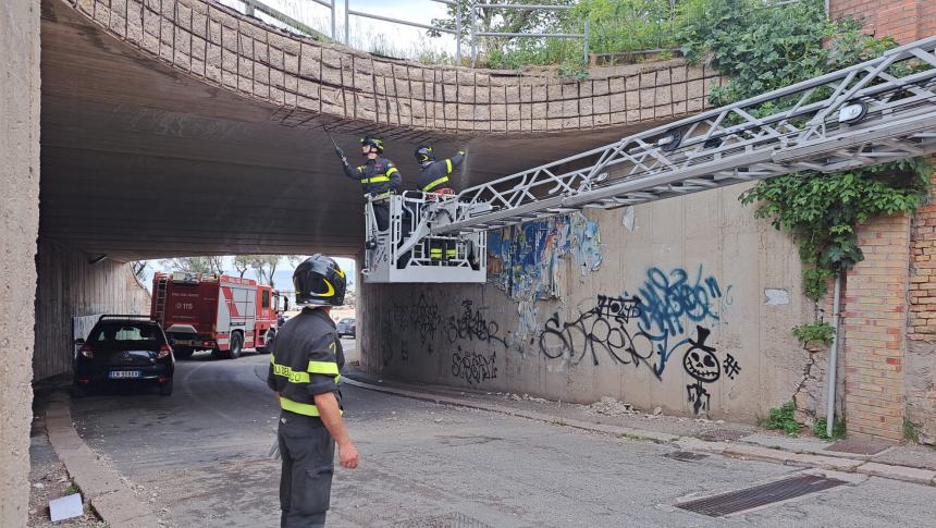 Intervento di messa in sicurezza in via Oliviero (Pozzo Dolce)