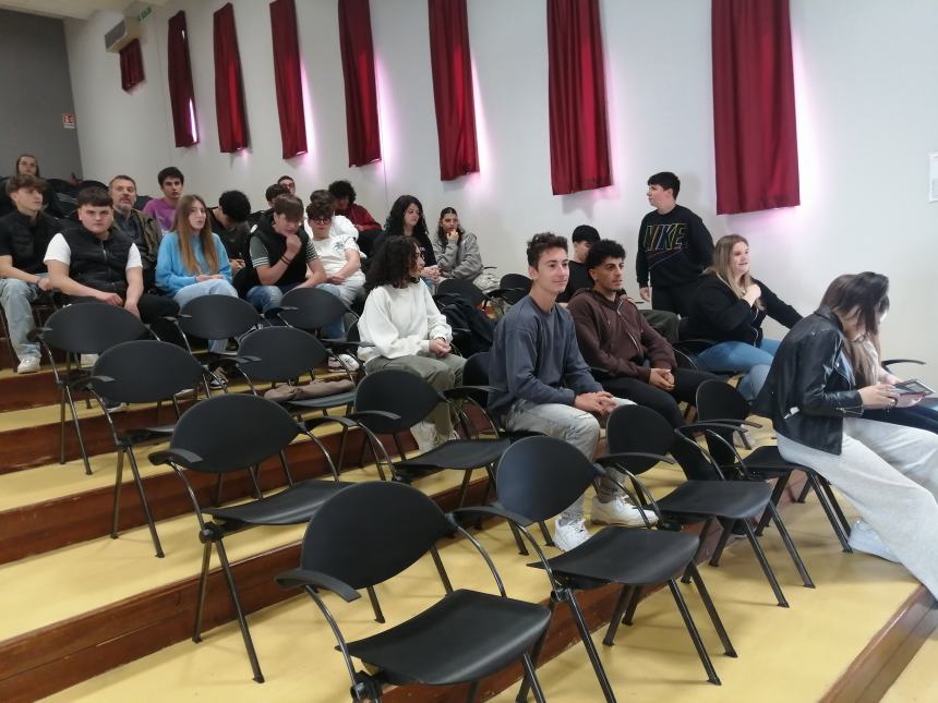 Processo penale simulato al Palizzi, gli studenti: "Esperienza unica" 