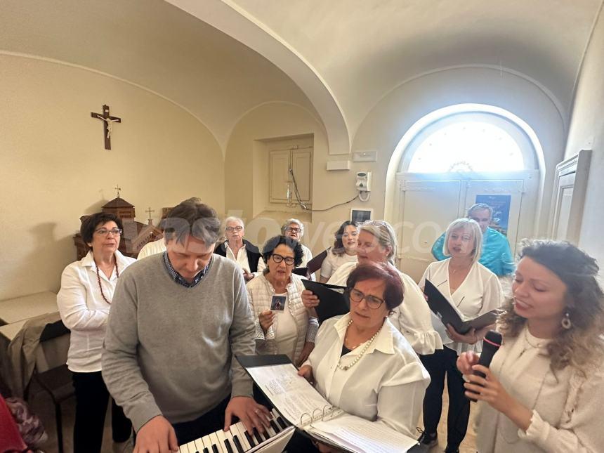 Madonna di Pennaluce, in tanti alla processione in mare: "Emozione di fede e tradizione" 