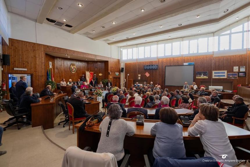 Il neo Monsignor Lalli in municipio, Menna: “Questa nostra  Vasto gioisce con te”