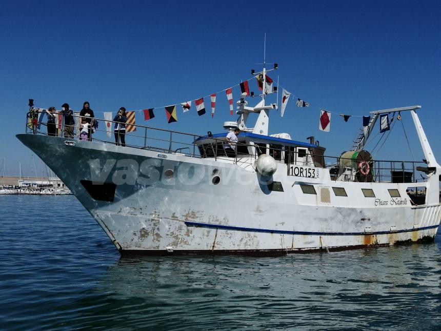 Madonna di Pennaluce, in tanti alla processione in mare: "Emozione di fede e tradizione" 