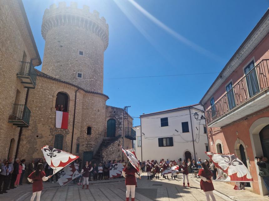 Giornata nazionale dei castelli, l’omaggio alla torre di Giovanna I d’Angiò 