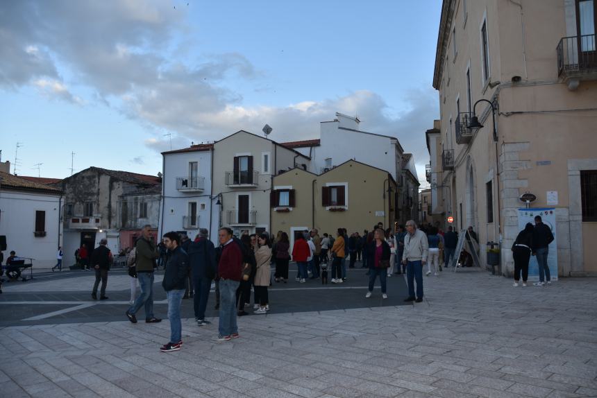 Lo "struscio" festivo: musica e divertimento nel Primo maggio termolese