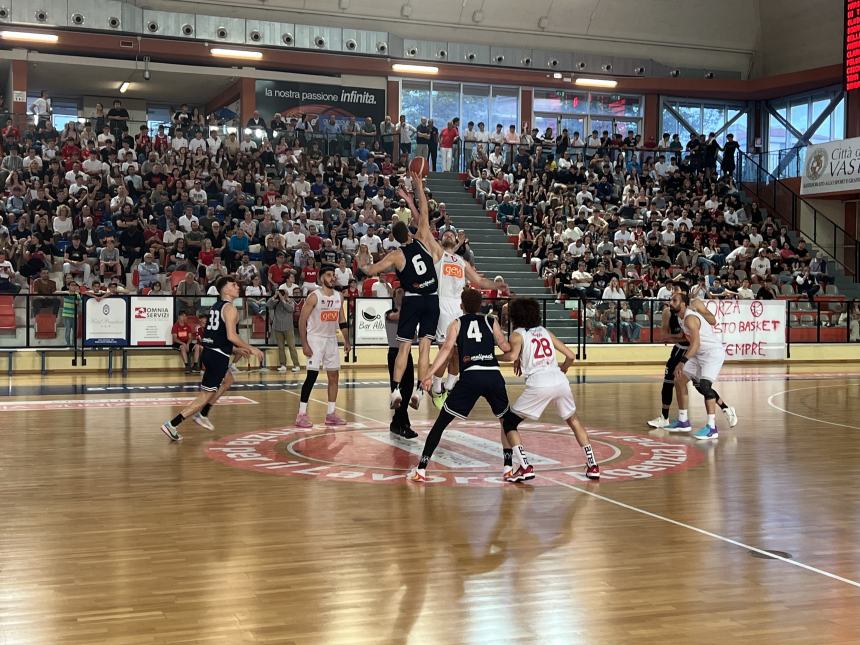 Vasto Basket, un passo verso la B interregionale: il derby è biancorosso