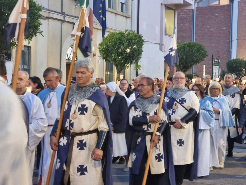 Pellegrinaggio e grande processione delle candele con la Madonna di Fatima