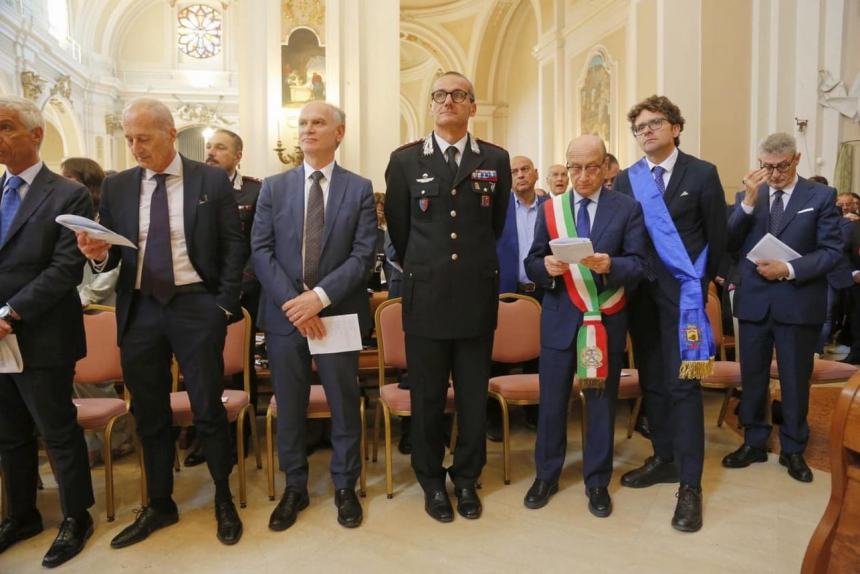 A Chieti  la cerimonia di ordinazione di Mauro Lalli come Arcivescovo e Nunzio Apostolico