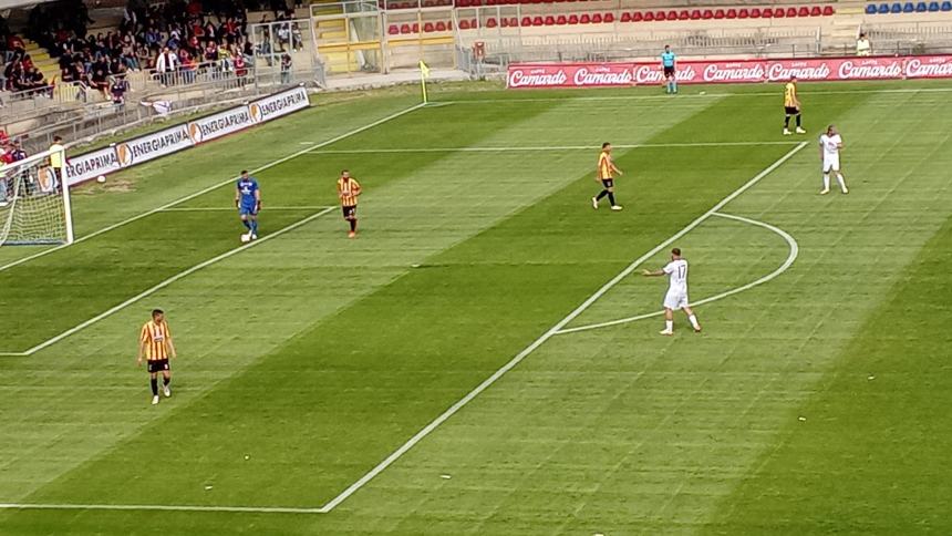 Pareggio 1-1 nel derby, il Termoli segna, poi gol di rigore per il Campobasso 