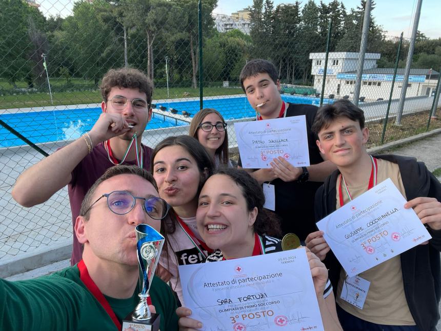 Il liceo scientifico di Santa Croce sul podio delle olimpiadi di primo soccorso