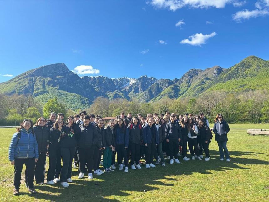 I ragazzi del Palizzi si immergono nel verde: visitata la riserva della Camosciara 