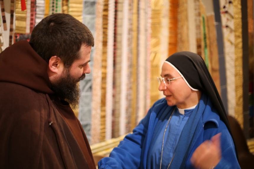 Pellegrinaggio della Madonna di Fatima: Fidanzati, sposi e innamorati 