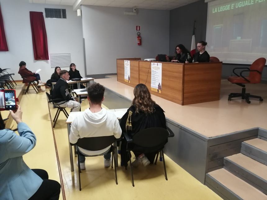 Processo penale simulato al Palizzi, gli studenti: "Esperienza unica" 