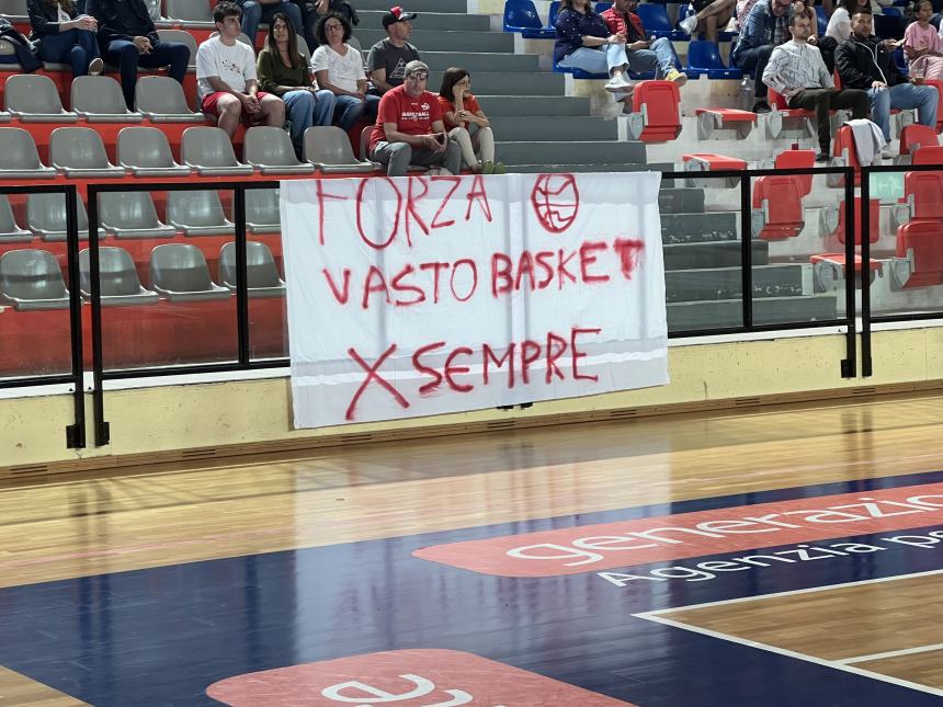 La Vasto Basket mette un piede in finale: Campli dominata al PalaBcc