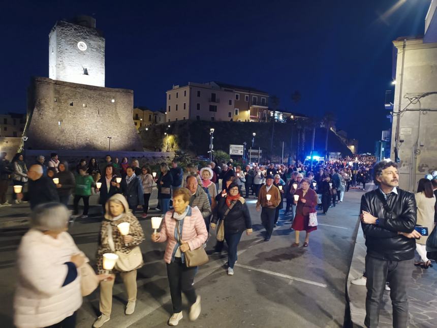 Pellegrinaggio e grande processione delle candele con la Madonna di Fatima