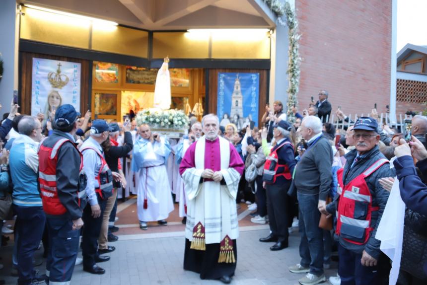 La partenza della Madonna di Fatima