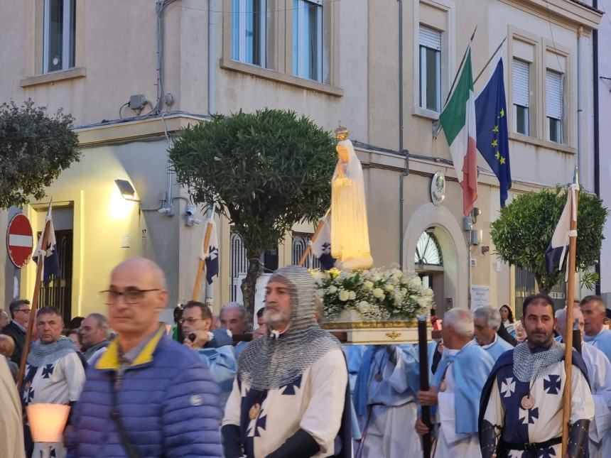 Pellegrinaggio e grande processione delle candele con la Madonna di Fatima