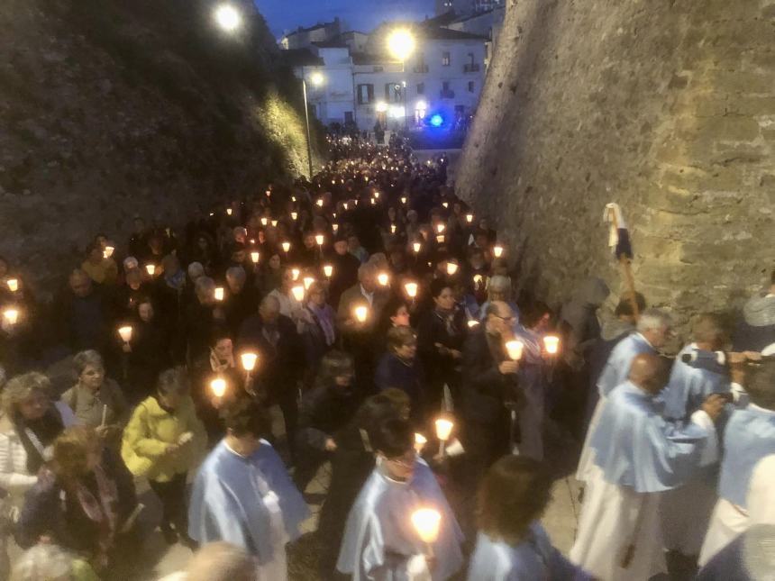 Pellegrinaggio e grande processione delle candele con la Madonna di Fatima