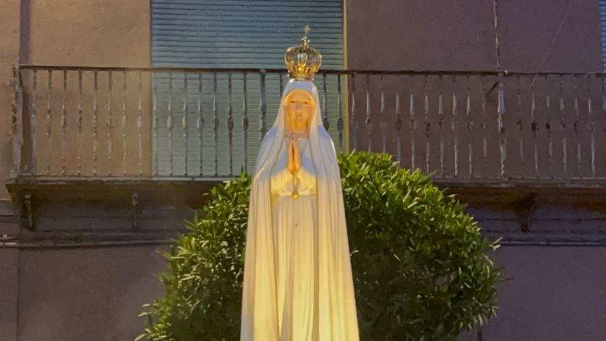 Pellegrinaggio e grande processione delle candele con la Madonna di Fatima