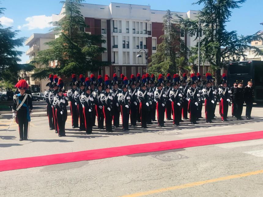 La cerimonia con l'Arma dei Carabinieri