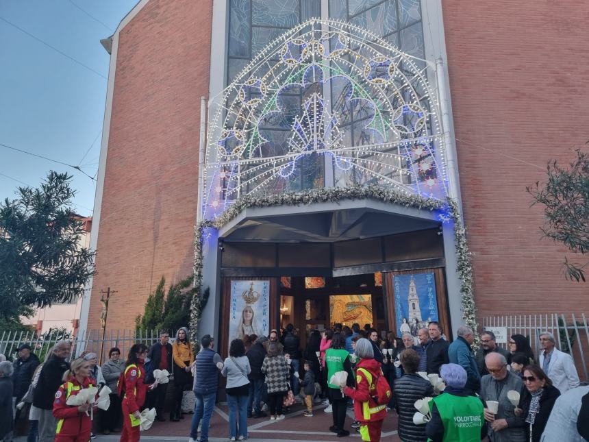 Pellegrinaggio e grande processione delle candele con la Madonna di Fatima