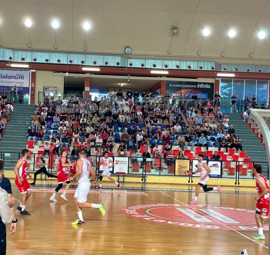 La Vasto Basket mette un piede in finale: Campli dominata al PalaBcc