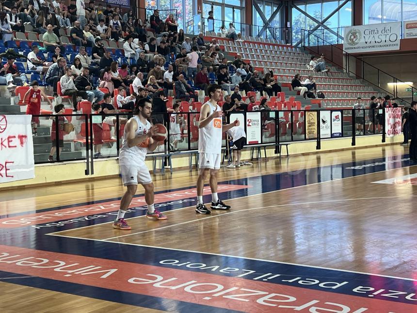 La Vasto Basket mette un piede in finale: Campli dominata al PalaBcc