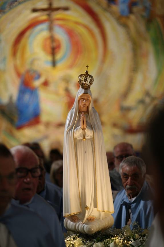 Pellegrinaggio e grande processione delle candele con la Madonna di Fatima