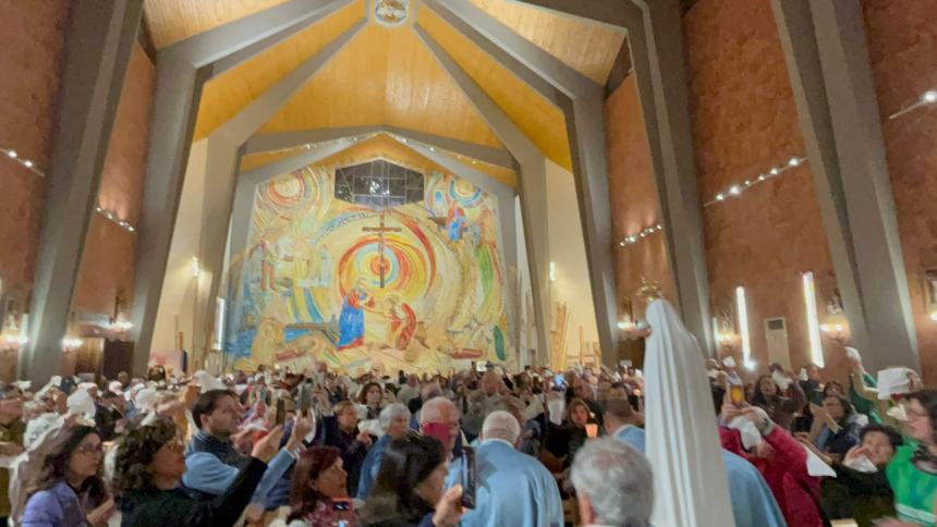 Pellegrinaggio e grande processione delle candele con la Madonna di Fatima