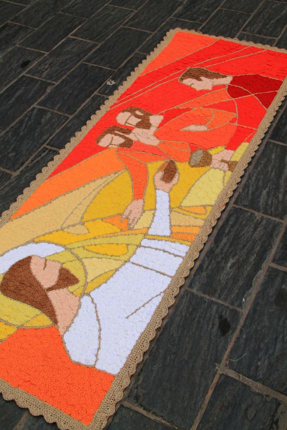 In tanti all'Infiorata all’uncinetto organizzata dalla Pro Loco di San Salvo 