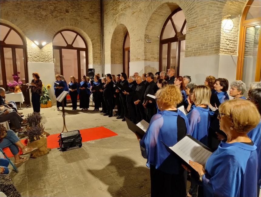 Il Coro polifonico Histonium a Vasto regala emozioni con “La magica notte di San Giovanni”