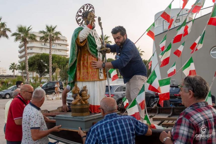 A San Salvo la festa di San Nicola con "il suggestivo imbarco in mare" 