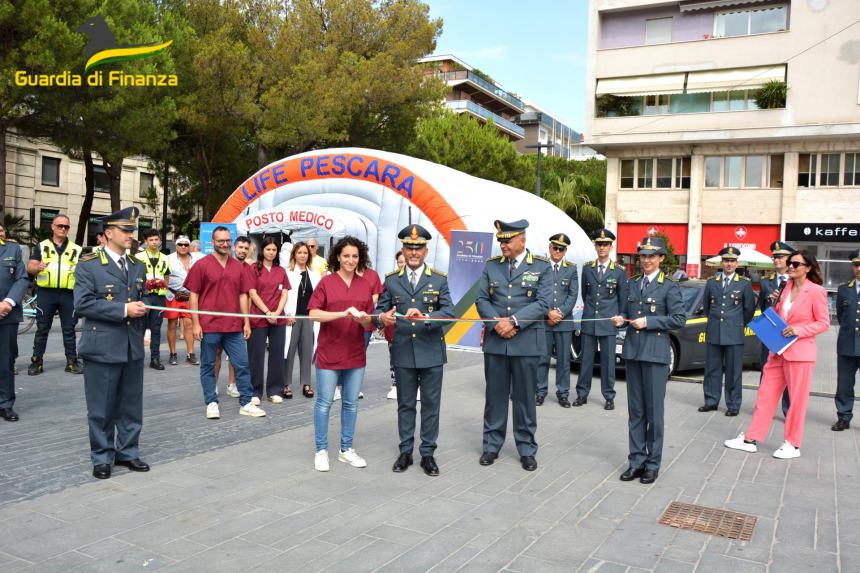 250 anni della Guardia di finanza, cerimonia con visite mediche gratuite