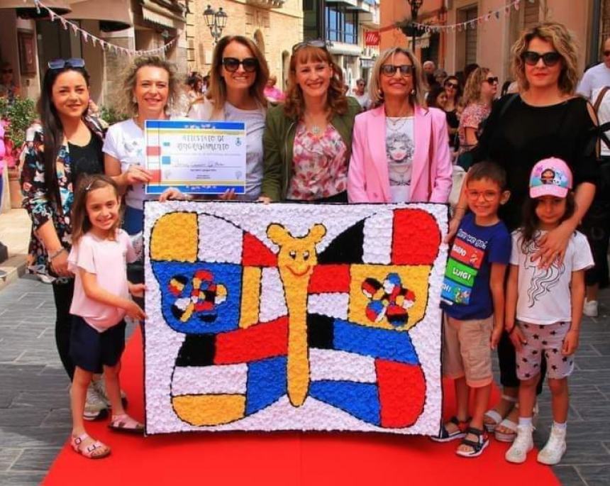 In tanti all'Infiorata all’uncinetto organizzata dalla Pro Loco di San Salvo 