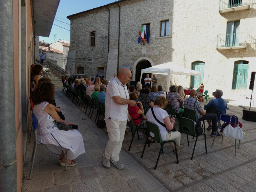 Un gemellaggio culturale da applausi con 50 poeti pugliesi a Colletorto 