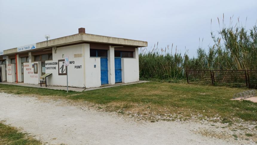 Un nuovo murales sulla Via Verde dedicato alla storia dei Trabocchi e D'Annunzio