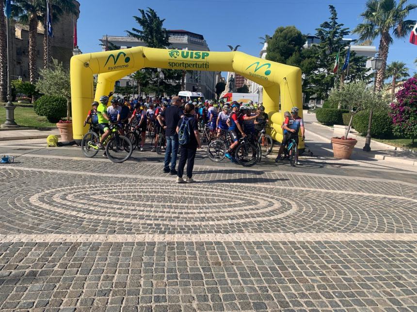 Trofeo Avis in ricordo di Angelo Menna, il figlio Rocco: "Papà ha pedalato con noi" 