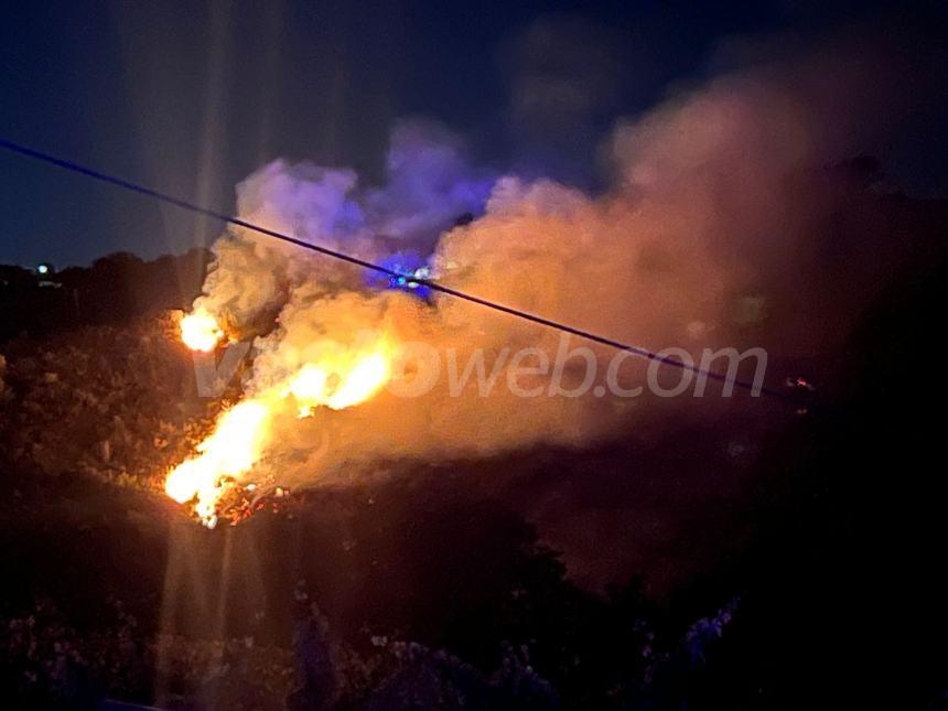 Incendio a Pollutri, intervento dei Vigili del fuoco