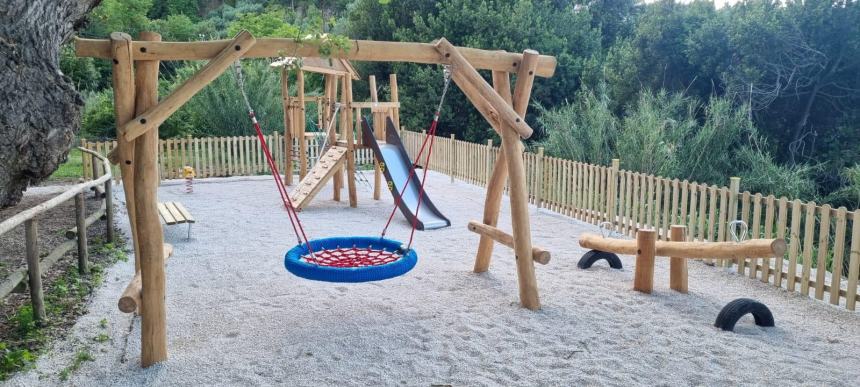 Inaugurato a Rocca San Giovanni  il parco giochi “Grotta delle Farfalle”